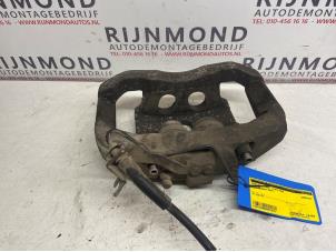 Used Front brake calliper, left Audi A8 (D3) 4.2 V8 40V Lang Quattro Price on request offered by Autodemontage Rijnmond BV
