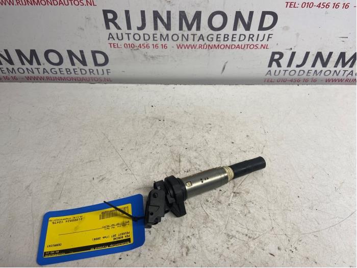 Pen ignition coil from a Peugeot 207 SW (WE/WU) 1.4 16V Vti 2008
