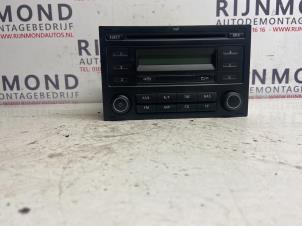 Used Radio CD player Volkswagen Fox (5Z) 1.2 Price € 60,00 Margin scheme offered by Autodemontage Rijnmond BV