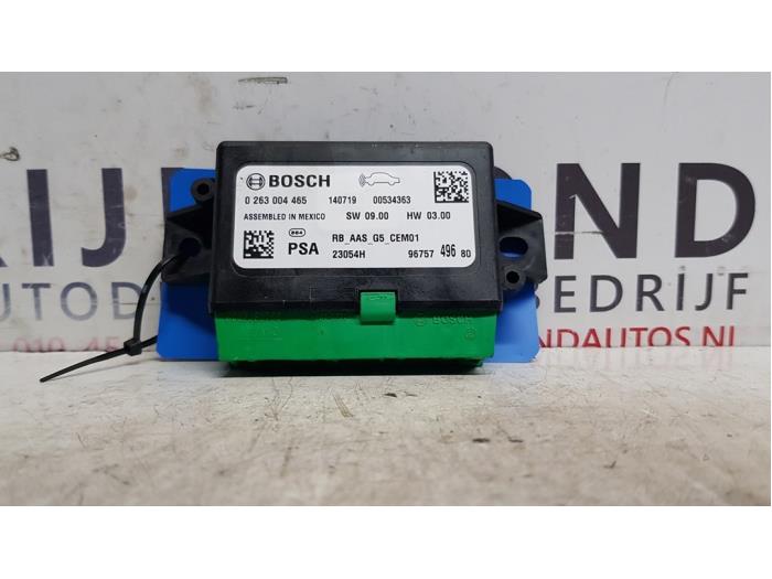 Begagnade PDC-modul Peugeot 208 I (CA/CC/CK/CL) 1.4 HDi Pris € 48,40 Inklusive moms erbjuds av Autodemontage Rijnmond BV
