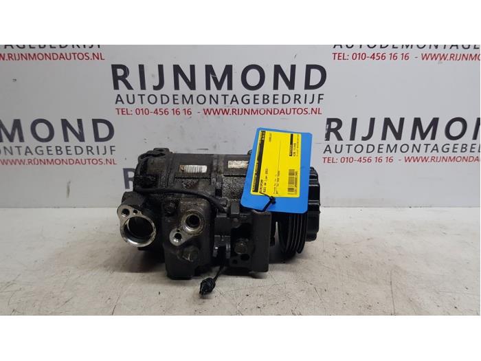 Usagé Compresseur de clim Audi A4 Avant (B6) 2.5 TDI 24V Prix € 50,00 Règlement à la marge proposé par Autodemontage Rijnmond BV
