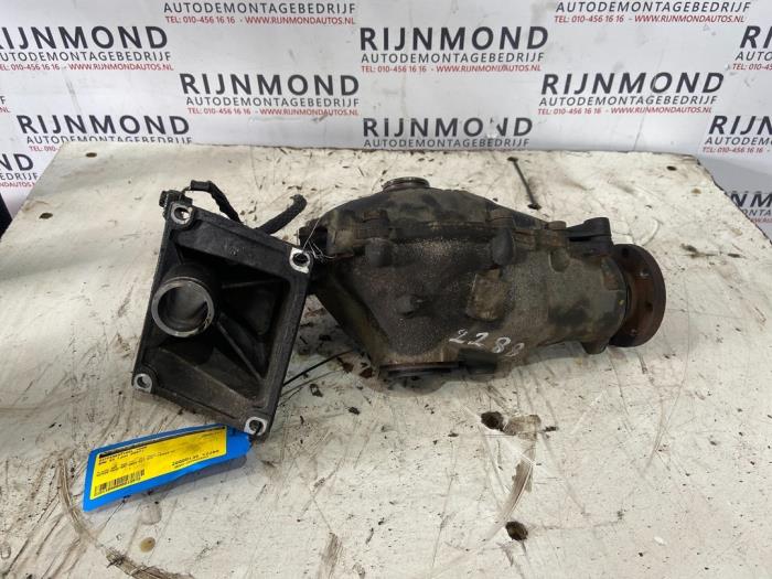 Used Front differential BMW X3 (E83) 2.0d 16V Price € 350,00 Margin scheme offered by Autodemontage Rijnmond BV