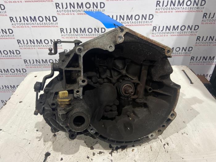 Gebrauchte Getriebe Peugeot 206 (2A/C/H/J/S) 1.6 XS,XT Preis € 140,00 Margenregelung angeboten von Autodemontage Rijnmond BV