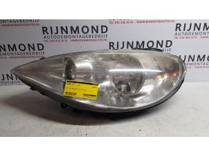 Used Headlight, left Peugeot 807 2.0 16V Price € 50,00 Margin scheme offered by Autodemontage Rijnmond BV