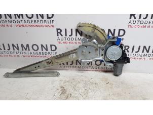 Used Window mechanism 4-door, front right Opel Agila (B) 1.0 12V ecoFLEX Price on request offered by Autodemontage Rijnmond BV