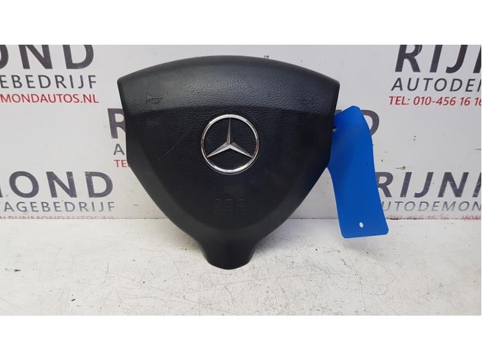 Left airbag (steering wheel) from a Mercedes-Benz A (W169) 2.0 A-180 CDI 16V 5-Drs. 2008