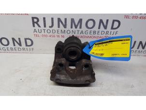 Used Rear brake calliper, left BMW 5 serie (E60) 520i 24V Price € 35,00 Margin scheme offered by Autodemontage Rijnmond BV