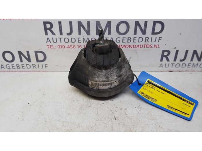 Used Engine mount BMW 5 serie (E60) 520i 24V Price € 20,00 Margin scheme offered by Autodemontage Rijnmond BV
