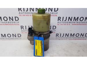 Used Power steering pump Volkswagen Polo IV (9N1/2/3) 1.2 Price € 100,00 Margin scheme offered by Autodemontage Rijnmond BV