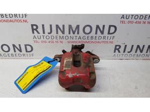 Used Rear brake calliper, left Peugeot 208 I (CA/CC/CK/CL) 1.6 16V GTI Price € 36,30 Inclusive VAT offered by Autodemontage Rijnmond BV