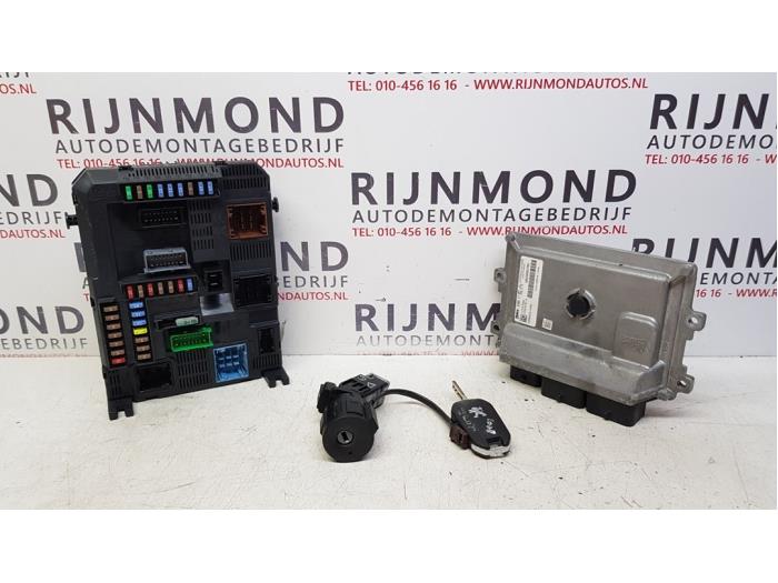 Used Ignition lock + computer Peugeot 2008 (CU) 1.2 Vti 12V PureTech 82 Price on request offered by Autodemontage Rijnmond BV