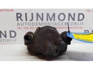 Used Front brake calliper, left Volvo V40 (MV) 1.6 T3 GTDi 16V Price on request offered by Autodemontage Rijnmond BV