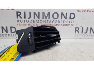 Used Dashboard vent Opel Astra J (PC6/PD6/PE6/PF6) 1.6 16V Ecotec Price € 15,00 Margin scheme offered by Autodemontage Rijnmond BV