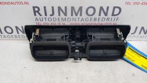 Gebrauchte Luftgitter Armaturenbrett BMW 1 serie (F20) 116i 1.6 16V Preis € 30,25 Mit Mehrwertsteuer angeboten von Autodemontage Rijnmond BV