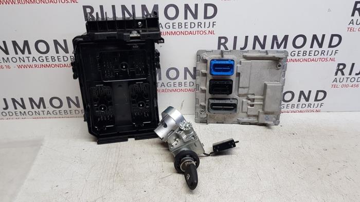 Used Ignition lock + computer Opel Astra K Sports Tourer 1.2 Turbo 12V Price € 484,00 Inclusive VAT offered by Autodemontage Rijnmond BV
