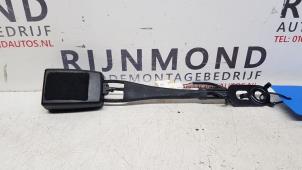 Used Front seatbelt buckle, left Peugeot 3008 I (0U/HU) 1.6 16V THP 155 Price on request offered by Autodemontage Rijnmond BV