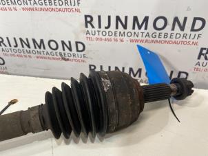 Used Front drive shaft, right Renault Megane II CC (EM) 1.9 dCi 130 Price on request offered by Autodemontage Rijnmond BV