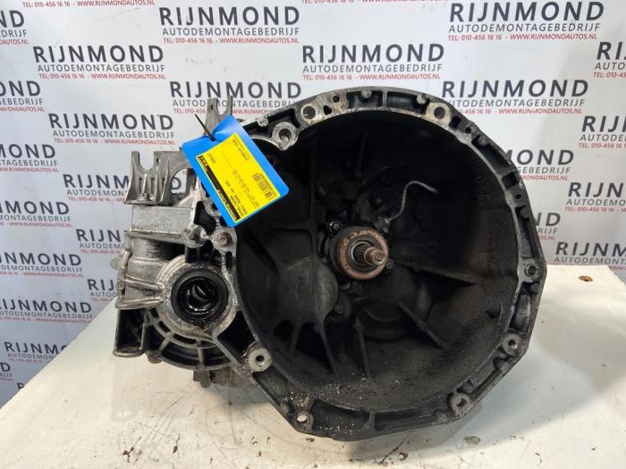 Gebrauchte Getriebe Renault Megane II CC (EM) 1.9 dCi 130 Preis € 60,00 Margenregelung angeboten von Autodemontage Rijnmond BV