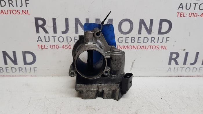 Gebrauchte Drosselklappengehäuse Renault Megane II CC (EM) 1.9 dCi 130 Preis € 25,00 Margenregelung angeboten von Autodemontage Rijnmond BV