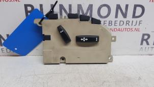 Used Electric seat switch Volvo V60 I (FW/GW) 2.4 D5 20V Price on request offered by Autodemontage Rijnmond BV
