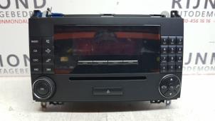 Used Radio CD player Mercedes A (W169) 2.0 A-160 CDI 16V 5-Drs. Price € 75,00 Margin scheme offered by Autodemontage Rijnmond BV