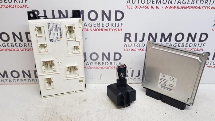 Used Ignition lock + computer Mercedes B (W246/W242) 1.8 B-200 CDI BlueEFFICIENCY 16V Price € 302,50 Inclusive VAT offered by Autodemontage Rijnmond BV