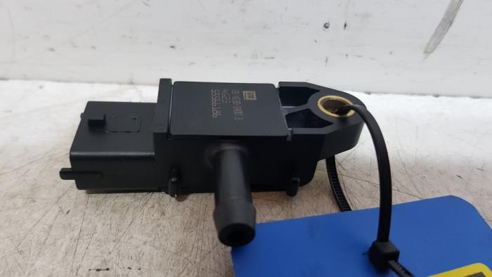 Begagnade Avgastemperatursensor Opel Astra J Sports Tourer (PD8/PE8/PF8) 2.0 CDTI 16V 160 Pris på förfrågan erbjuds av Autodemontage Rijnmond BV