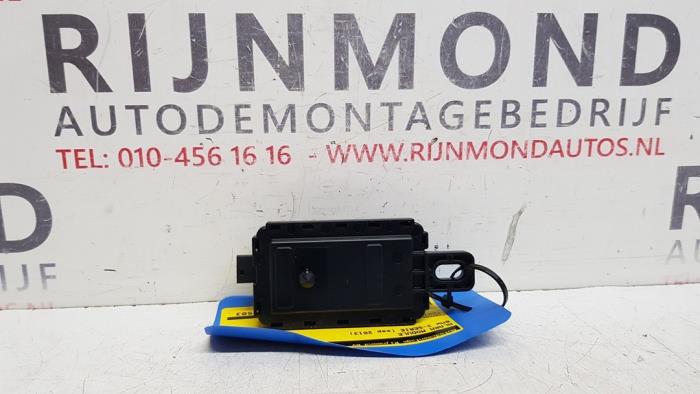 Alarm module from a BMW 3 serie Touring (F31) 320i 2.0 16V 2013