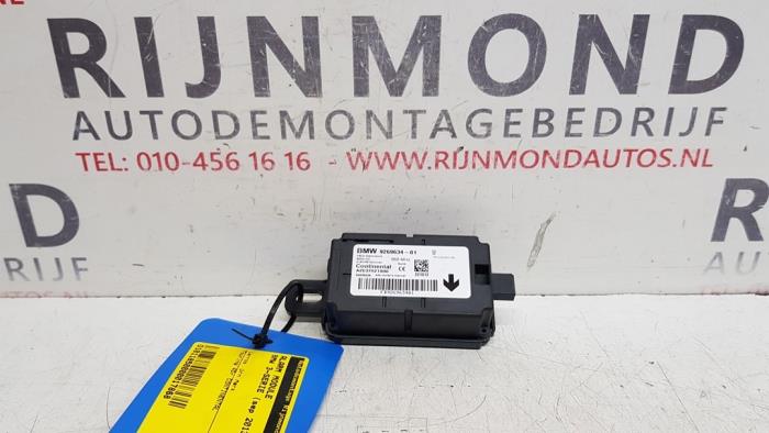 Alarm module from a BMW 3 serie Touring (F31) 320i 2.0 16V 2013