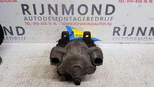 Used Rear brake calliper, right BMW 3 serie Touring (F31) 320i 2.0 16V Price € 60,50 Inclusive VAT offered by Autodemontage Rijnmond BV
