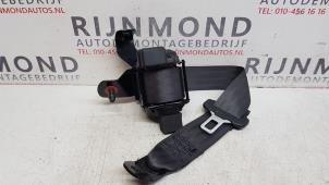 Usagé Ceinture de sécurité arrière gauche Kia Cee'd (JDB5) 1.6 GDI 16V Prix € 66,55 Prix TTC proposé par Autodemontage Rijnmond BV