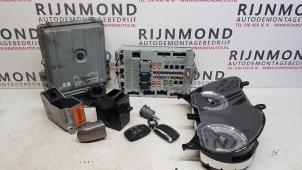 Used Ignition lock + computer Jaguar XF (CC9) 3.0 D V6 24V Price € 363,00 Inclusive VAT offered by Autodemontage Rijnmond BV