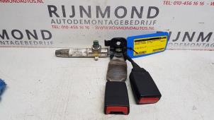 Usagé Attache ceinture arrière central Mercedes C (W203) 2.0 C-200K 16V Prix sur demande proposé par Autodemontage Rijnmond BV