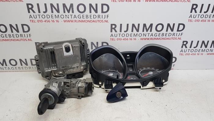 Used Ignition lock + computer Ford Fiesta 6 (JA8) 1.6 TDCi 16V 90 Price € 242,00 Inclusive VAT offered by Autodemontage Rijnmond BV