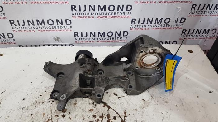Used Engine mount Volkswagen Caddy IV 1.6 TDI 16V Price € 20,00 Margin scheme offered by Autodemontage Rijnmond BV