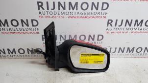 Used Wing mirror, right Ford Focus 2 2.0 16V Price € 40,00 Margin scheme offered by Autodemontage Rijnmond BV