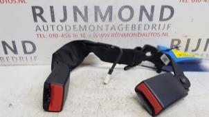 Used Rear seatbelt buckle, centre BMW 3 serie (F30) 340i 3.0 TwinPower Turbo 24V Price € 24,20 Inclusive VAT offered by Autodemontage Rijnmond BV