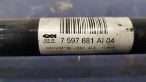 Used Front drive shaft, left BMW 1 serie (F20) 118d 2.0 16V Price € 121,00 Inclusive VAT offered by Autodemontage Rijnmond BV