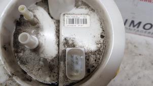 Usagé Pompe carburant électrique BMW 1 serie (F20) 118d 2.0 16V Prix sur demande proposé par Autodemontage Rijnmond BV