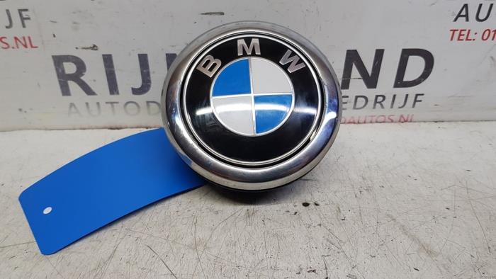Heckklappengriff van een BMW 1 serie (F20) 118d 2.0 16V 2016