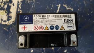Usagé Batterie de réserve Mercedes A (W176) 1.6 A-200 16V Prix sur demande proposé par Autodemontage Rijnmond BV