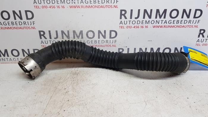 Używane Przewód Turbo Mercedes A (W176) 1.6 A-200 16V Cena na żądanie oferowane przez Autodemontage Rijnmond BV