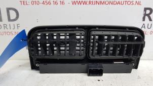 Used Dashboard vent Fiat Grande Punto (199) 1.4 Price € 25,00 Margin scheme offered by Autodemontage Rijnmond BV