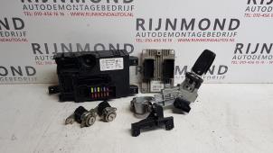 Used Ignition lock + computer Fiat Grande Punto (199) 1.4 Price on request offered by Autodemontage Rijnmond BV