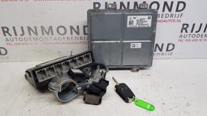 Ignition lock + computer from a Opel Corsa E 1.3 CDTi 16V ecoFLEX 2015