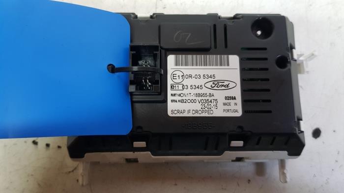 Begagnade Innerdisplay Ford EcoSport (JK8) 1.5 Ti-VCT 16V Pris på förfrågan erbjuds av Autodemontage Rijnmond BV