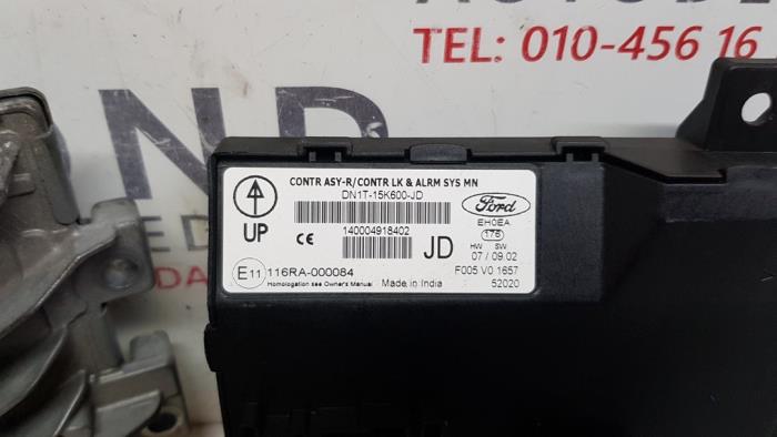 Zündschloss + Steuergerät van een Ford EcoSport (JK8) 1.5 Ti-VCT 16V 2015