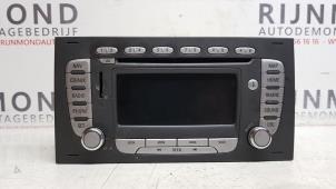 Gebrauchte Radio CD Spieler Ford Transit Connect 1.8 TDCi 90 Preis € 350,00 Margenregelung angeboten von Autodemontage Rijnmond BV
