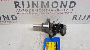 Używane Glówny cylinder hamulcowy Opel Combo 1.6 CDTI 16V Cena na żądanie oferowane przez Autodemontage Rijnmond BV