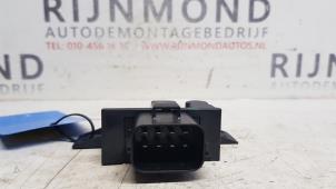 Usagé Module carburant ADM Jaguar XE 2.0d 180 16V AWD Prix € 54,45 Prix TTC proposé par Autodemontage Rijnmond BV